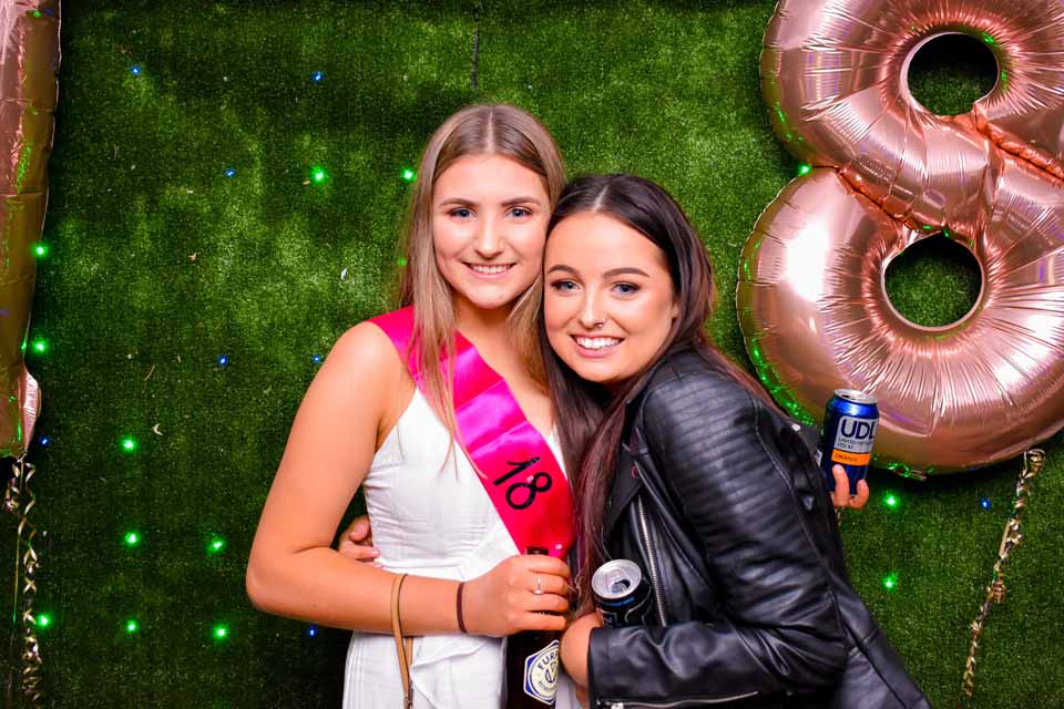 booking hire Daylesford photo booths